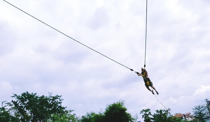 Bungee Jumping & Human Slingshot at Pattaya Bungy Jump - Trazy, Your ...