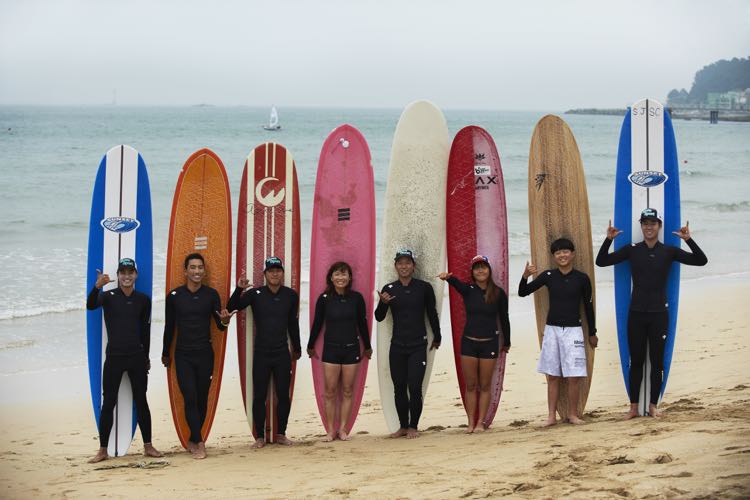 Surfing in Busan, Korea at Songjeong Beach (Surfing lesson and surf